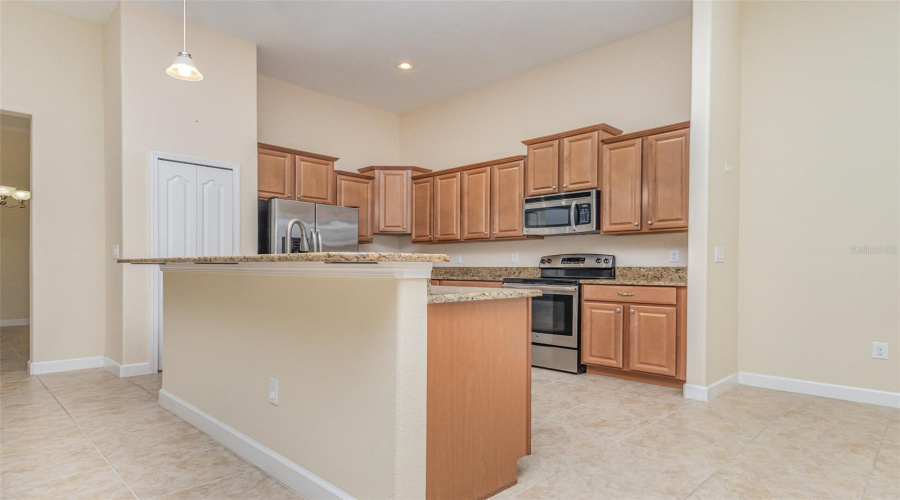 DAVENPORT, Florida 33896, 4 Bedrooms Bedrooms, ,3 BathroomsBathrooms,Residential,For Sale,PALMETTO DUNES,0,MFRS5138818