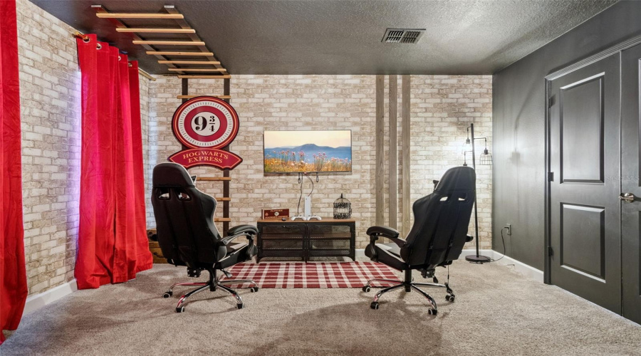 KISSIMMEE, Florida 34746, 8 Bedrooms Bedrooms, ,5 BathroomsBathrooms,Residential,For Sale,SIMILE,0,MFRO6406569