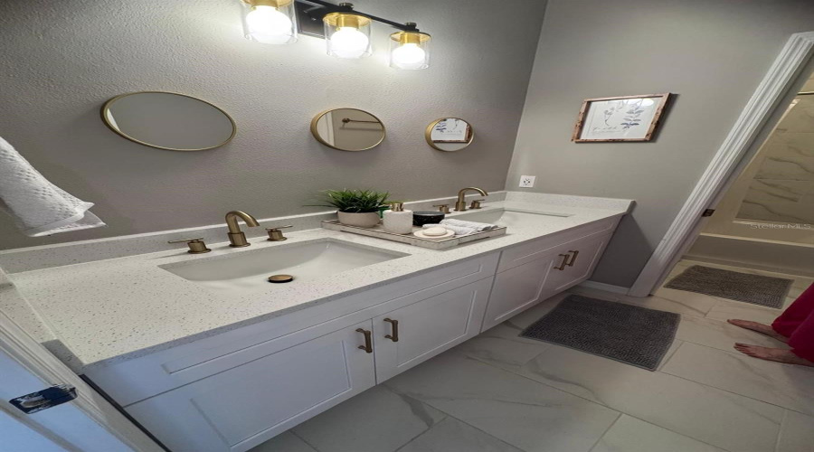 DAVENPORT, Florida 33837, 5 Bedrooms Bedrooms, ,3 BathroomsBathrooms,Residential,For Sale,SUNSET VIEW,0,MFRO6406207
