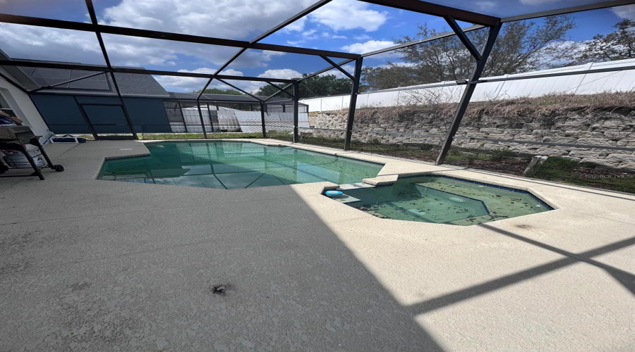 DAVENPORT, Florida 33837, 5 Bedrooms Bedrooms, ,3 BathroomsBathrooms,Residential,For Sale,SUNSET VIEW,0,MFRO6406207