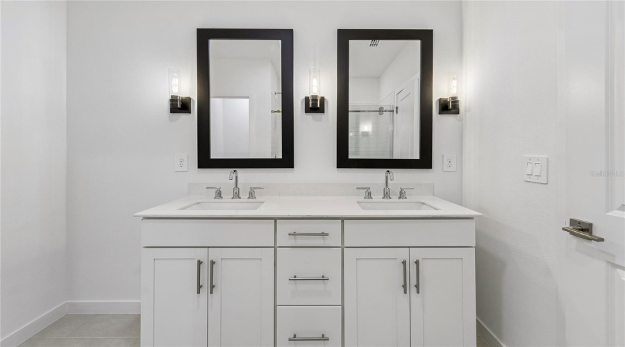 DAVENPORT, Florida 33837, 4 Bedrooms Bedrooms, ,2 BathroomsBathrooms,Residential,For Sale,REIN,0,MFRO6406796