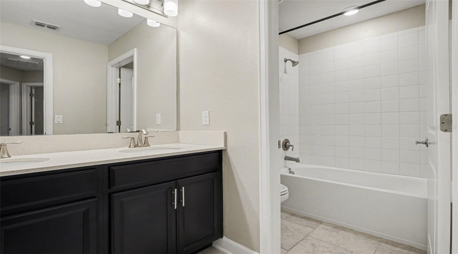 DAVENPORT, Florida 33837, 4 Bedrooms Bedrooms, ,2 BathroomsBathrooms,Residential,For Sale,BRUNSWICK,0,MFRO6401649
