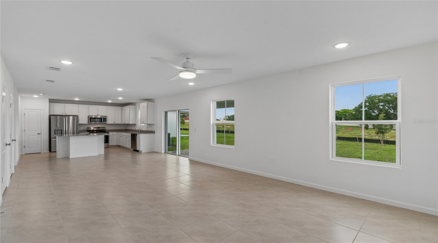 DAVENPORT, Florida 33837, 4 Bedrooms Bedrooms, ,3 BathroomsBathrooms,Residential,For Sale,REIN,0,MFRO6406807