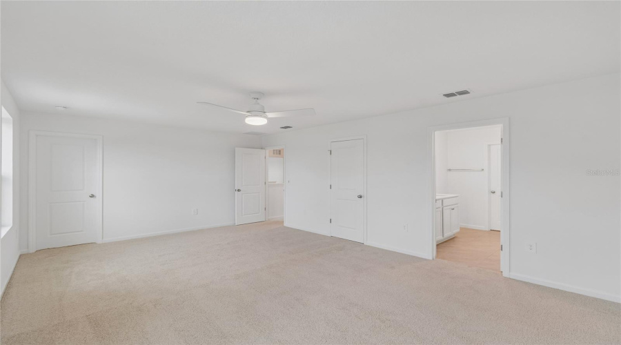 DAVENPORT, Florida 33837, 4 Bedrooms Bedrooms, ,3 BathroomsBathrooms,Residential,For Sale,REIN,0,MFRO6406807