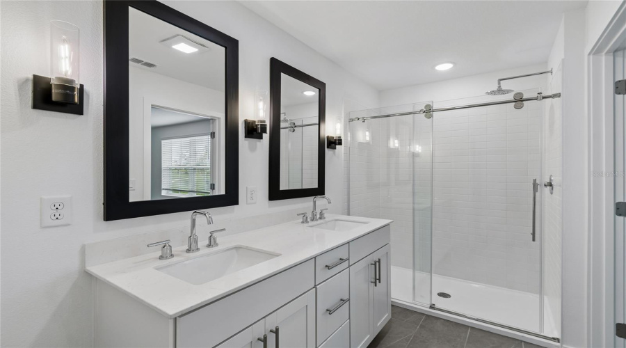 DAVENPORT, Florida 33837, 3 Bedrooms Bedrooms, ,2 BathroomsBathrooms,Residential,For Sale,WITHERS,0,MFRO6406815