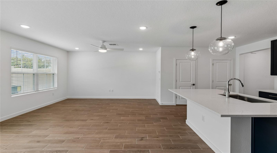 DAVENPORT, Florida 33837, 3 Bedrooms Bedrooms, ,2 BathroomsBathrooms,Residential,For Sale,WITHERS,0,MFRO6406815