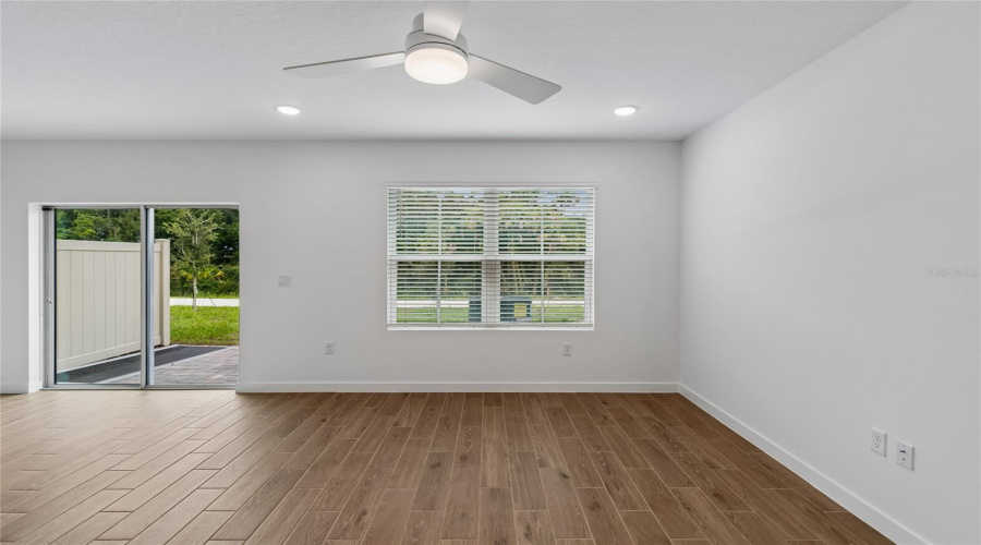 DAVENPORT, Florida 33837, 3 Bedrooms Bedrooms, ,2 BathroomsBathrooms,Residential,For Sale,WITHERS,0,MFRO6406815