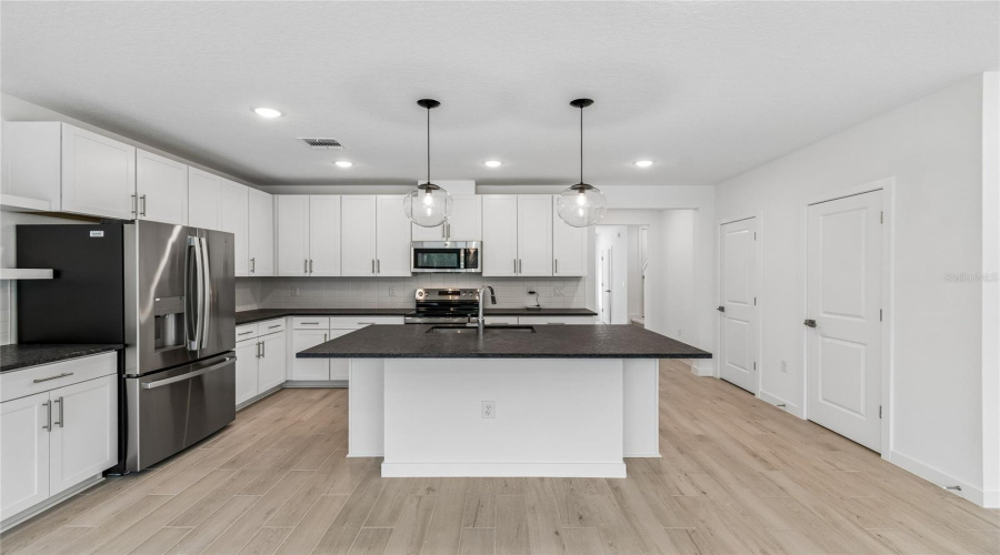 DAVENPORT, Florida 33837, 3 Bedrooms Bedrooms, ,2 BathroomsBathrooms,Residential,For Sale,WITHERS,0,MFRO6406817