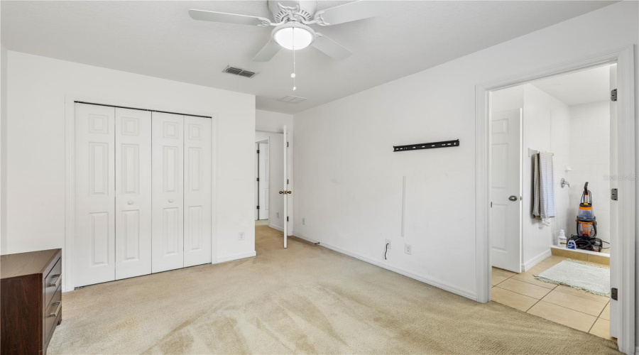 DAVENPORT, Florida 33837, 6 Bedrooms Bedrooms, ,5 BathroomsBathrooms,Residential,For Sale,ORANGE COSMOS,0,MFRTB8507217