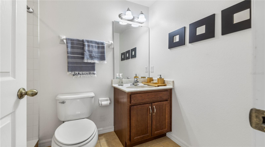 DAVENPORT, Florida 33837, 6 Bedrooms Bedrooms, ,5 BathroomsBathrooms,Residential,For Sale,ORANGE COSMOS,0,MFRTB8507217