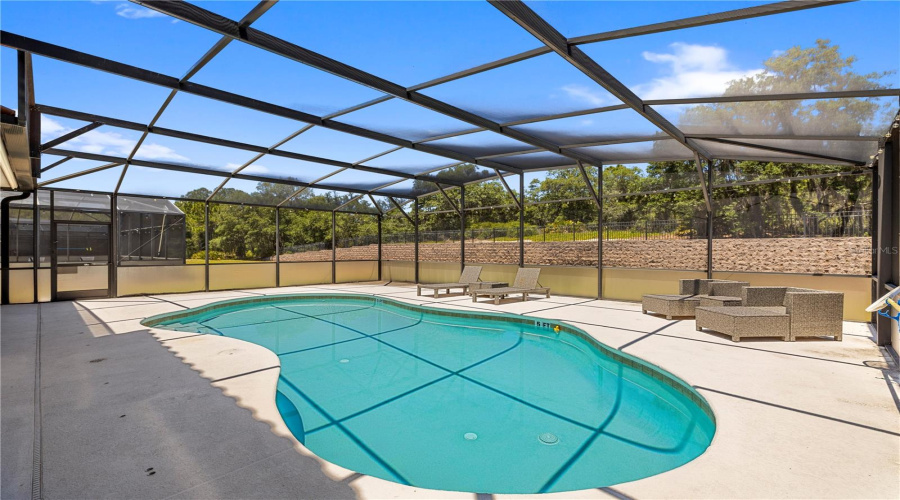 DAVENPORT, Florida 33837, 6 Bedrooms Bedrooms, ,5 BathroomsBathrooms,Residential,For Sale,ORANGE COSMOS,0,MFRTB8507217
