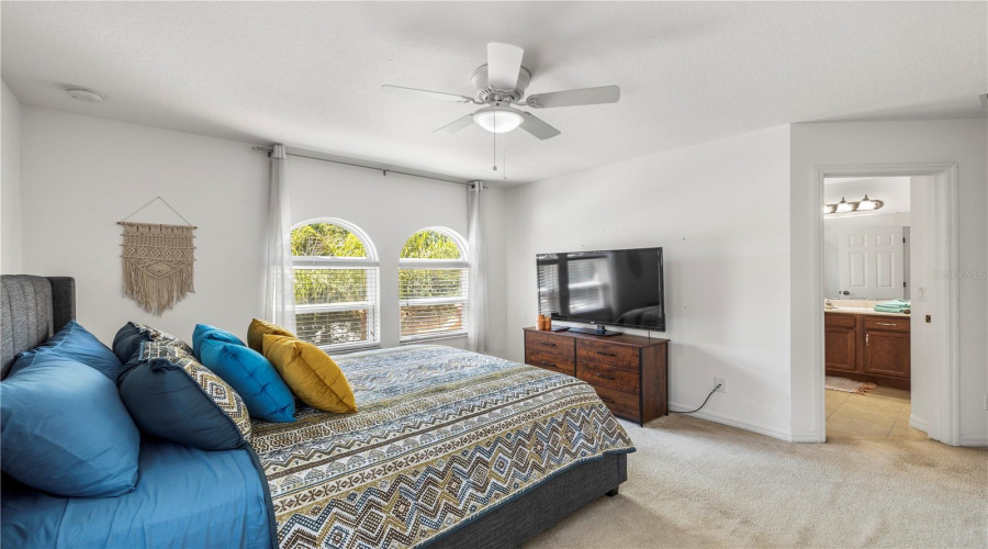 DAVENPORT, Florida 33837, 6 Bedrooms Bedrooms, ,5 BathroomsBathrooms,Residential,For Sale,ORANGE COSMOS,0,MFRTB8507217