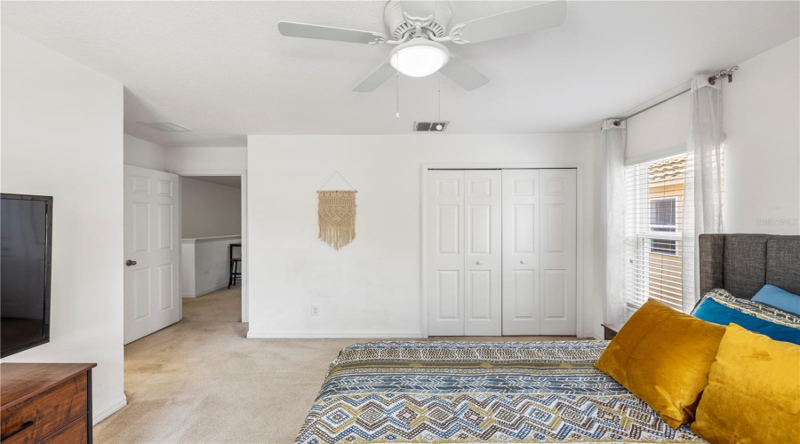 DAVENPORT, Florida 33837, 6 Bedrooms Bedrooms, ,5 BathroomsBathrooms,Residential,For Sale,ORANGE COSMOS,0,MFRTB8507217