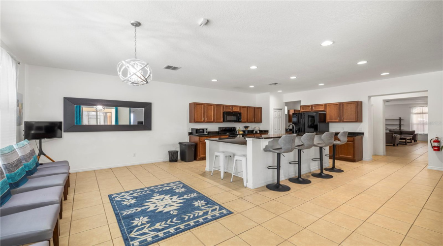 DAVENPORT, Florida 33837, 6 Bedrooms Bedrooms, ,5 BathroomsBathrooms,Residential,For Sale,ORANGE COSMOS,0,MFRTB8507217