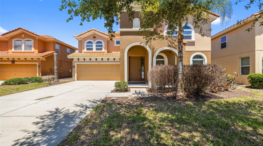 DAVENPORT, Florida 33837, 6 Bedrooms Bedrooms, ,5 BathroomsBathrooms,Residential,For Sale,ORANGE COSMOS,0,MFRTB8507217