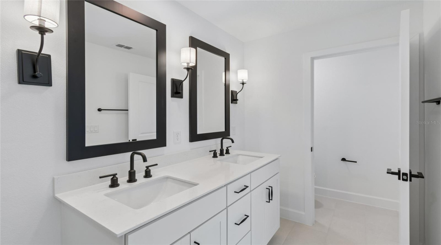 DAVENPORT, Florida 33837, 3 Bedrooms Bedrooms, ,2 BathroomsBathrooms,Residential,For Sale,WITHERS,0,MFRO6406819