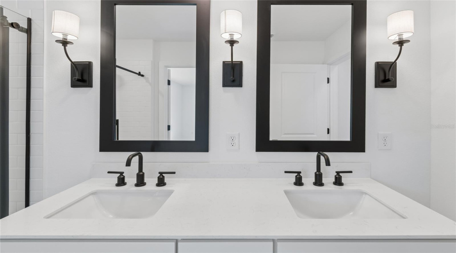 DAVENPORT, Florida 33837, 3 Bedrooms Bedrooms, ,2 BathroomsBathrooms,Residential,For Sale,WITHERS,0,MFRO6406819
