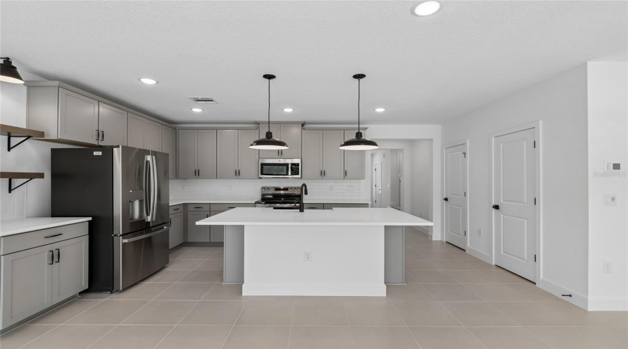 DAVENPORT, Florida 33837, 3 Bedrooms Bedrooms, ,2 BathroomsBathrooms,Residential,For Sale,WITHERS,0,MFRO6406819