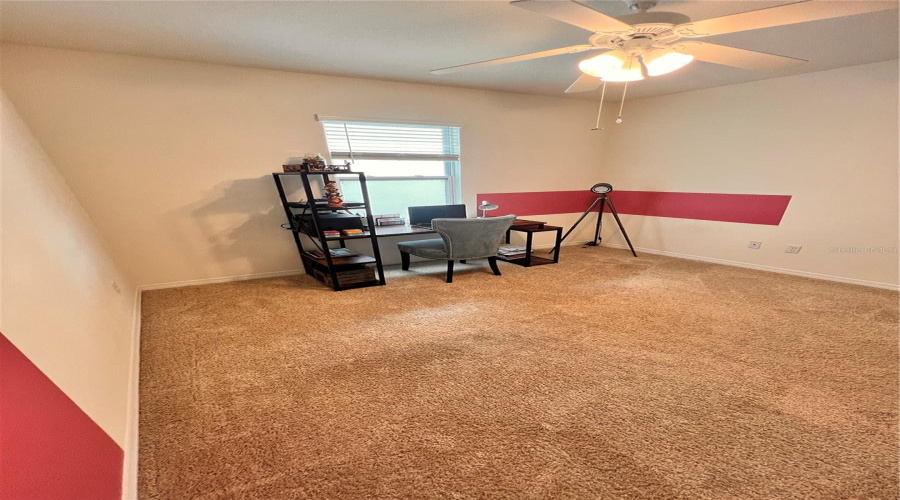 DAVENPORT, Florida 33897, 4 Bedrooms Bedrooms, ,2 BathroomsBathrooms,Residential,For Sale,IGUANA,0,MFRO6406726