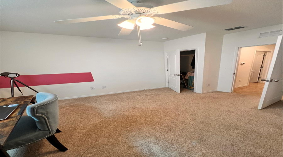 DAVENPORT, Florida 33897, 4 Bedrooms Bedrooms, ,2 BathroomsBathrooms,Residential,For Sale,IGUANA,0,MFRO6406726