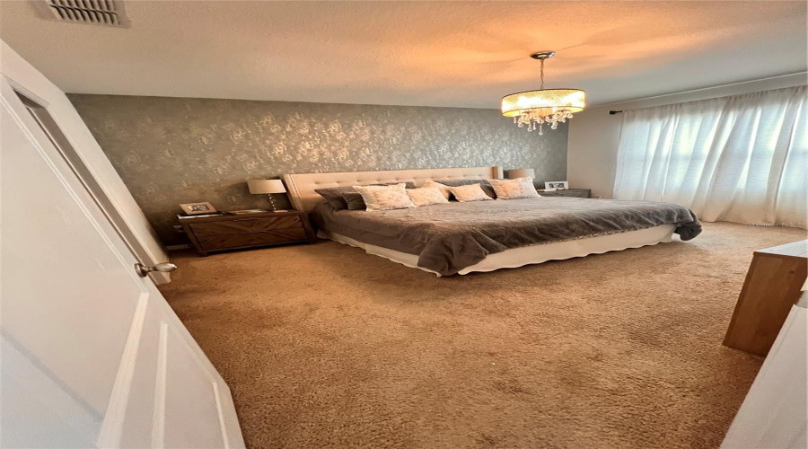 DAVENPORT, Florida 33897, 4 Bedrooms Bedrooms, ,2 BathroomsBathrooms,Residential,For Sale,IGUANA,0,MFRO6406726