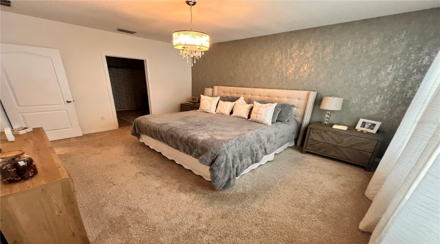DAVENPORT, Florida 33897, 4 Bedrooms Bedrooms, ,2 BathroomsBathrooms,Residential,For Sale,IGUANA,0,MFRO6406726