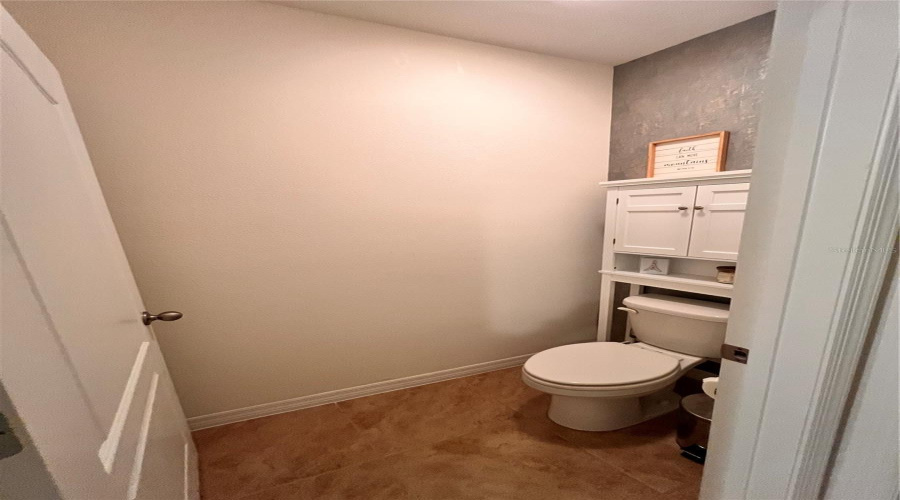 DAVENPORT, Florida 33897, 4 Bedrooms Bedrooms, ,2 BathroomsBathrooms,Residential,For Sale,IGUANA,0,MFRO6406726