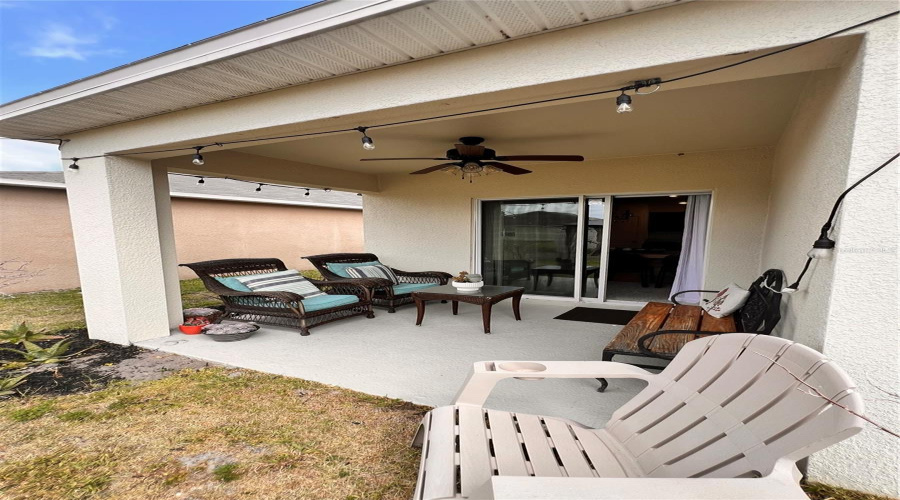 DAVENPORT, Florida 33897, 4 Bedrooms Bedrooms, ,2 BathroomsBathrooms,Residential,For Sale,IGUANA,0,MFRO6406726