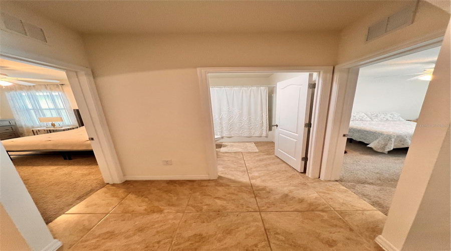 DAVENPORT, Florida 33897, 4 Bedrooms Bedrooms, ,2 BathroomsBathrooms,Residential,For Sale,IGUANA,0,MFRO6406726