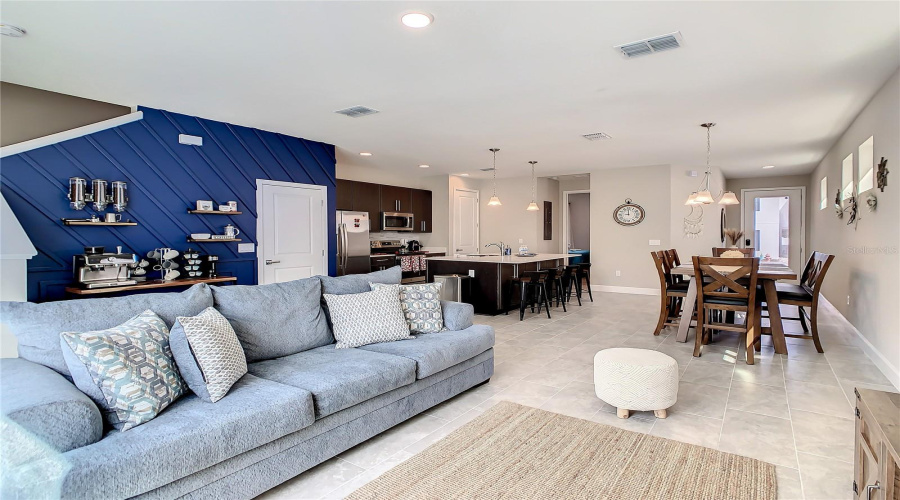 DAVENPORT, Florida 33896, 4 Bedrooms Bedrooms, ,3 BathroomsBathrooms,Residential,For Sale,VILLA DOMANI,0,MFRS5149715