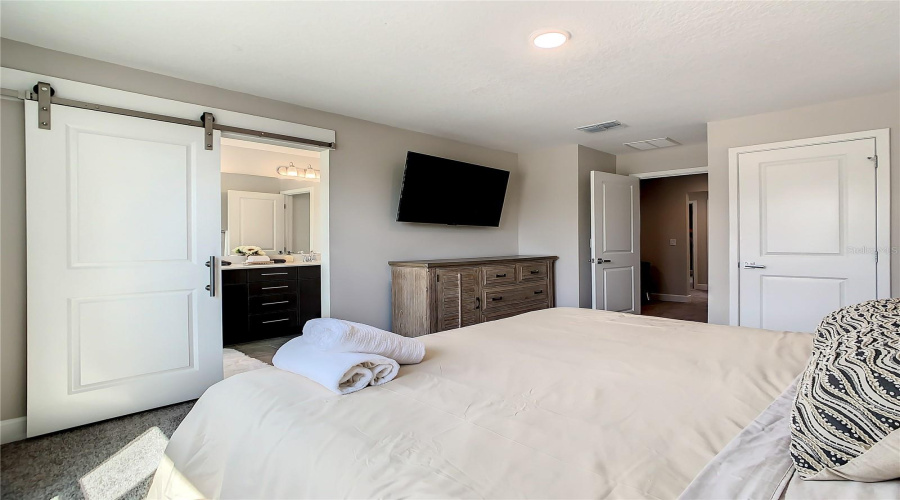 DAVENPORT, Florida 33896, 4 Bedrooms Bedrooms, ,3 BathroomsBathrooms,Residential,For Sale,VILLA DOMANI,0,MFRS5149715