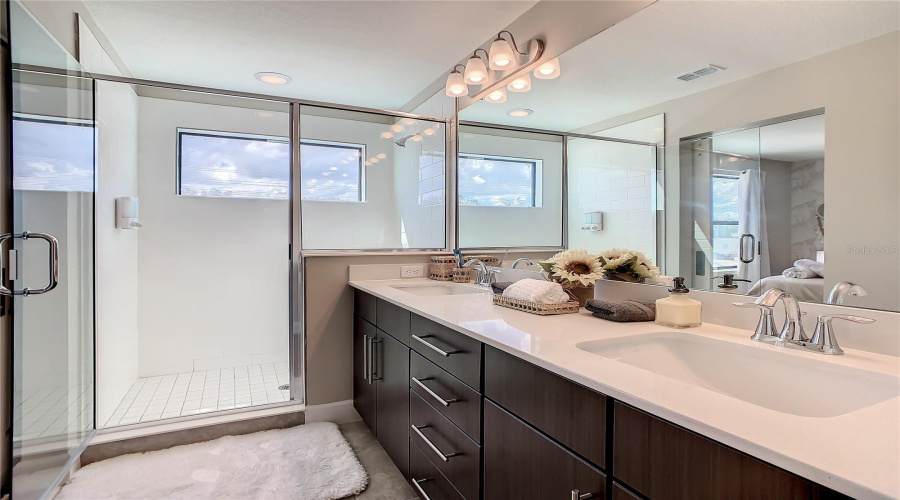 DAVENPORT, Florida 33896, 4 Bedrooms Bedrooms, ,3 BathroomsBathrooms,Residential,For Sale,VILLA DOMANI,0,MFRS5149715