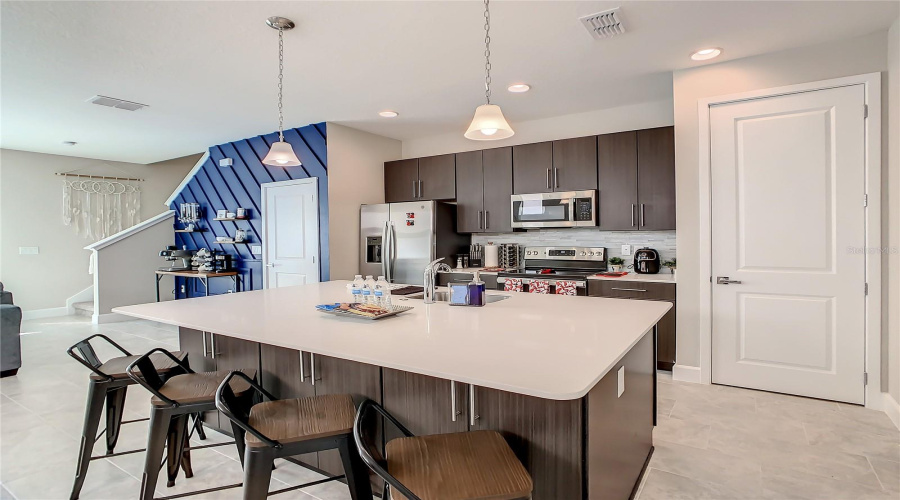 DAVENPORT, Florida 33896, 4 Bedrooms Bedrooms, ,3 BathroomsBathrooms,Residential,For Sale,VILLA DOMANI,0,MFRS5149715