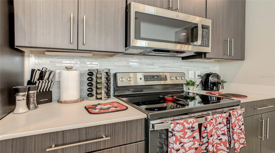 DAVENPORT, Florida 33896, 4 Bedrooms Bedrooms, ,3 BathroomsBathrooms,Residential,For Sale,VILLA DOMANI,0,MFRS5149715
