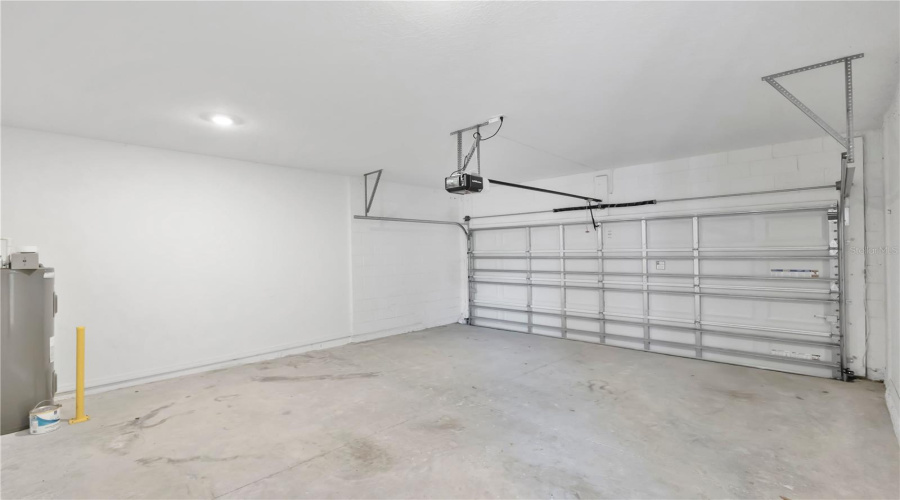 DAVENPORT, Florida 33896, 3 Bedrooms Bedrooms, ,2 BathroomsBathrooms,Residential,For Sale,SANIBEL,0,MFRO6404283