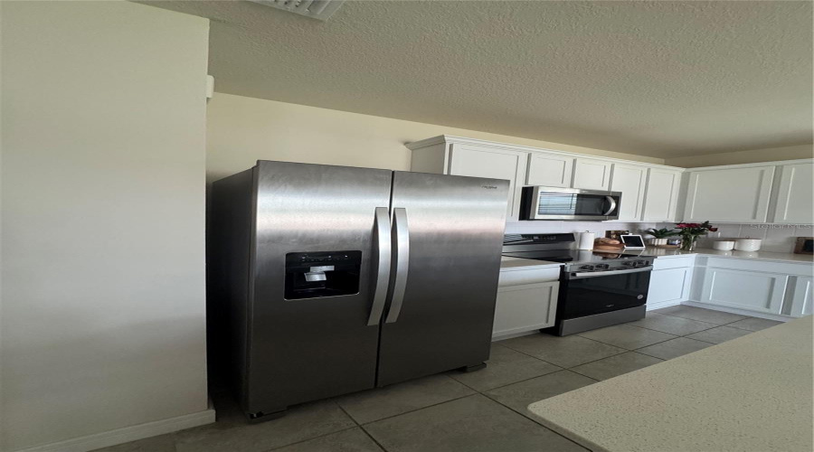 DAVENPORT, Florida 33896, 4 Bedrooms Bedrooms, ,3 BathroomsBathrooms,Residential,For Sale,DELIGHTFUL,0,MFRS5149730