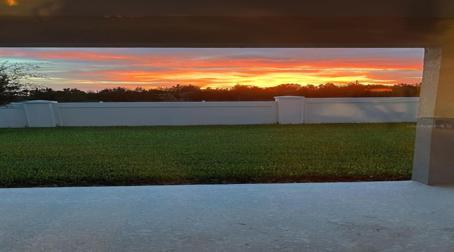 DAVENPORT, Florida 33896, 4 Bedrooms Bedrooms, ,3 BathroomsBathrooms,Residential,For Sale,DELIGHTFUL,0,MFRS5149730