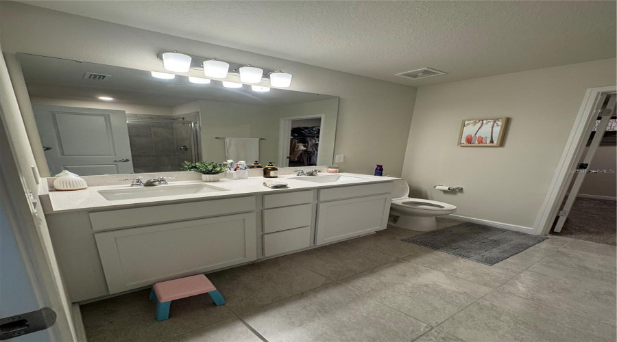 DAVENPORT, Florida 33896, 4 Bedrooms Bedrooms, ,3 BathroomsBathrooms,Residential,For Sale,DELIGHTFUL,0,MFRS5149730