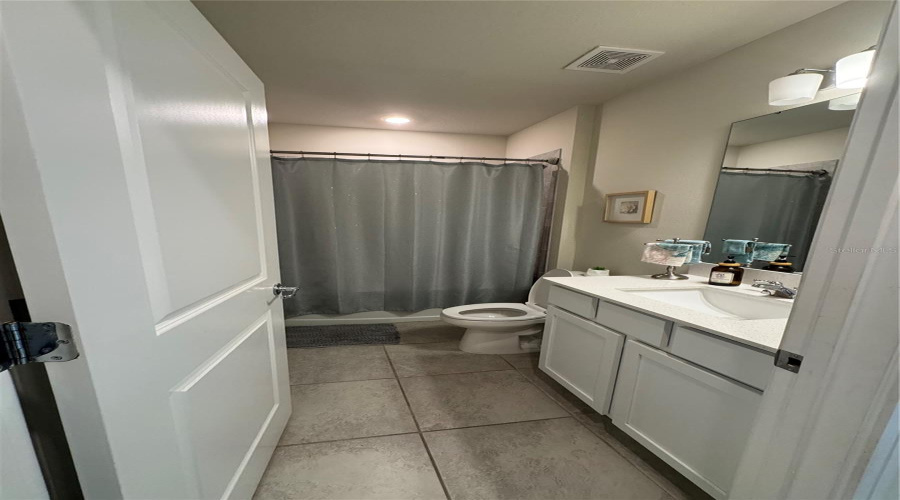 DAVENPORT, Florida 33896, 4 Bedrooms Bedrooms, ,3 BathroomsBathrooms,Residential,For Sale,DELIGHTFUL,0,MFRS5149730