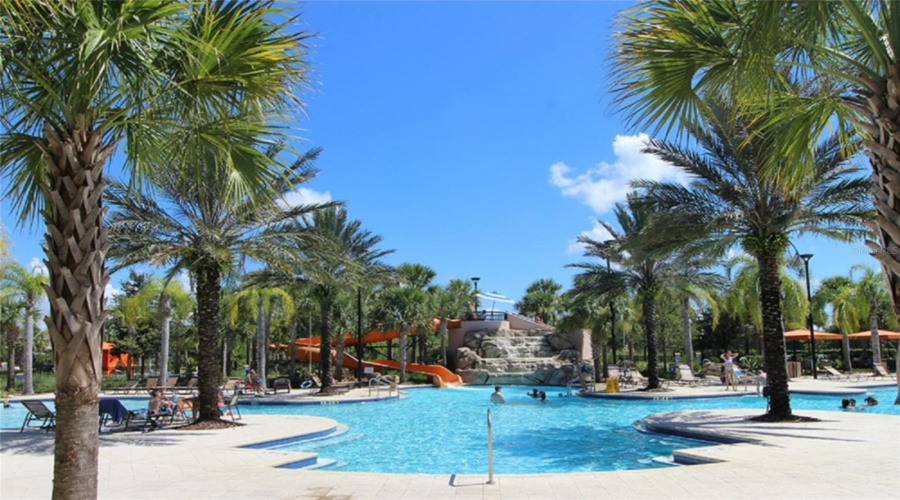 DAVENPORT, Florida 33837, 5 Bedrooms Bedrooms, ,4 BathroomsBathrooms,Residential,For Sale,OAK SPRING,0,MFRO6405907