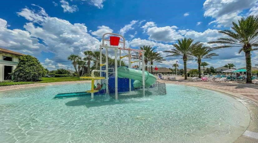 DAVENPORT, Florida 33896, 2 Bedrooms Bedrooms, ,2 BathroomsBathrooms,Residential,For Sale,OCEAN COURSE,0,MFRO6405143