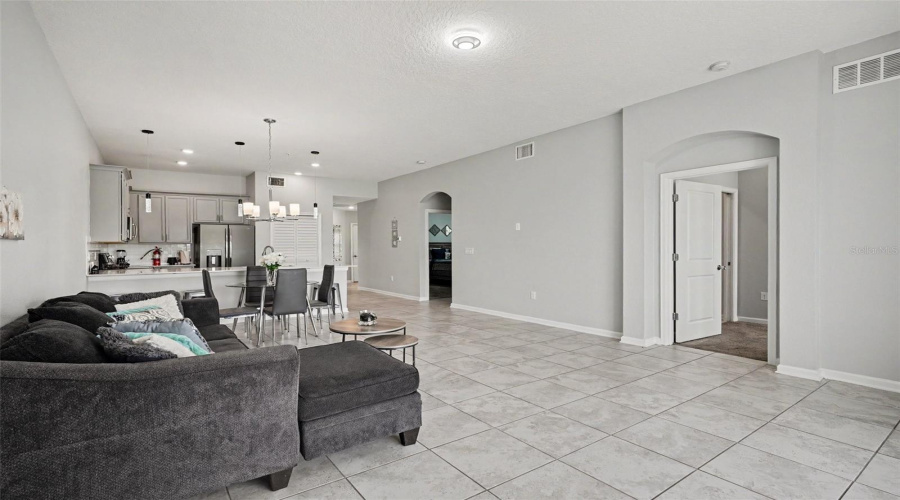 DAVENPORT, Florida 33896, 2 Bedrooms Bedrooms, ,2 BathroomsBathrooms,Residential,For Sale,OCEAN COURSE,0,MFRO6405143