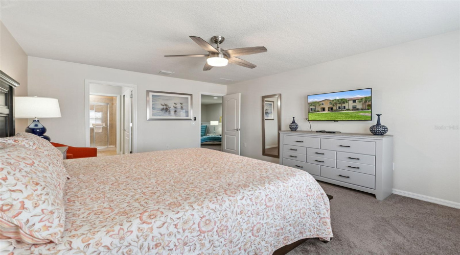 KISSIMMEE, Florida 34747, 5 Bedrooms Bedrooms, ,4 BathroomsBathrooms,Residential,For Sale,MAJORCA,0,MFRS5149758