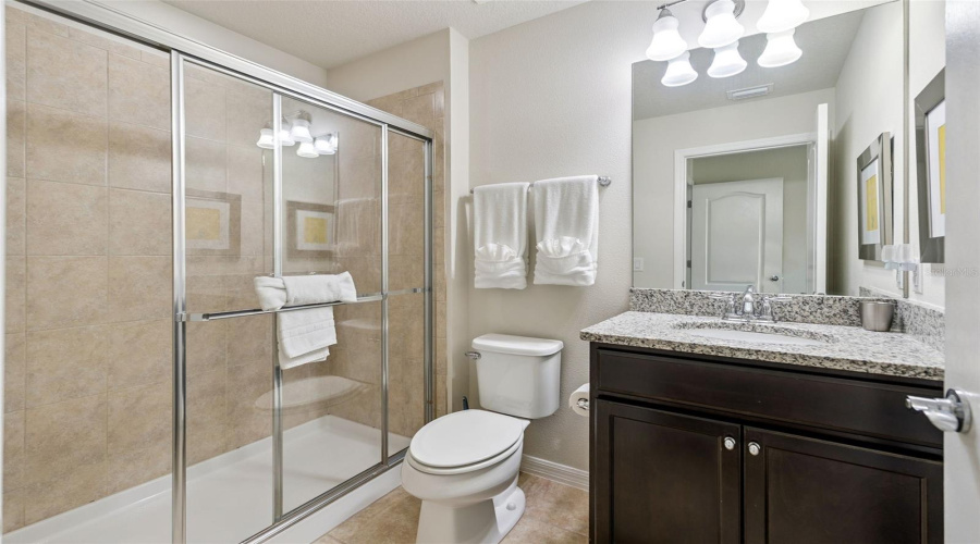 KISSIMMEE, Florida 34747, 5 Bedrooms Bedrooms, ,4 BathroomsBathrooms,Residential,For Sale,MAJORCA,0,MFRS5149758