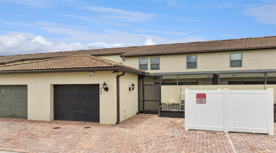KISSIMMEE, Florida 34747, 5 Bedrooms Bedrooms, ,4 BathroomsBathrooms,Residential,For Sale,MAJORCA,0,MFRS5149758