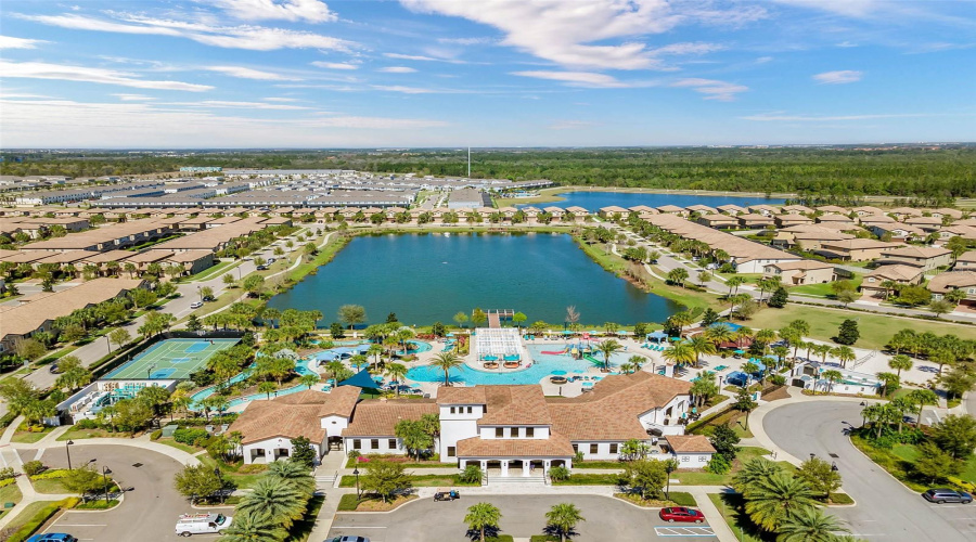 KISSIMMEE, Florida 34747, 5 Bedrooms Bedrooms, ,4 BathroomsBathrooms,Residential,For Sale,MAJORCA,0,MFRS5149758