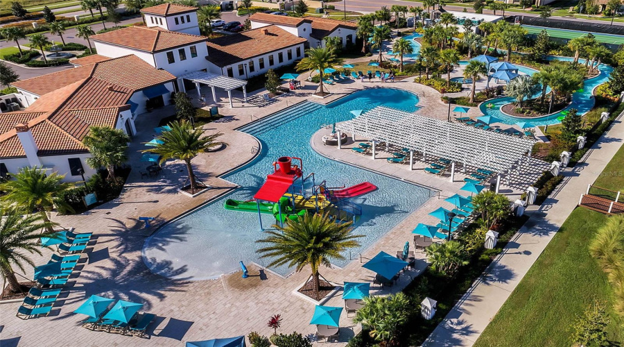 KISSIMMEE, Florida 34747, 5 Bedrooms Bedrooms, ,4 BathroomsBathrooms,Residential,For Sale,MAJORCA,0,MFRS5149758