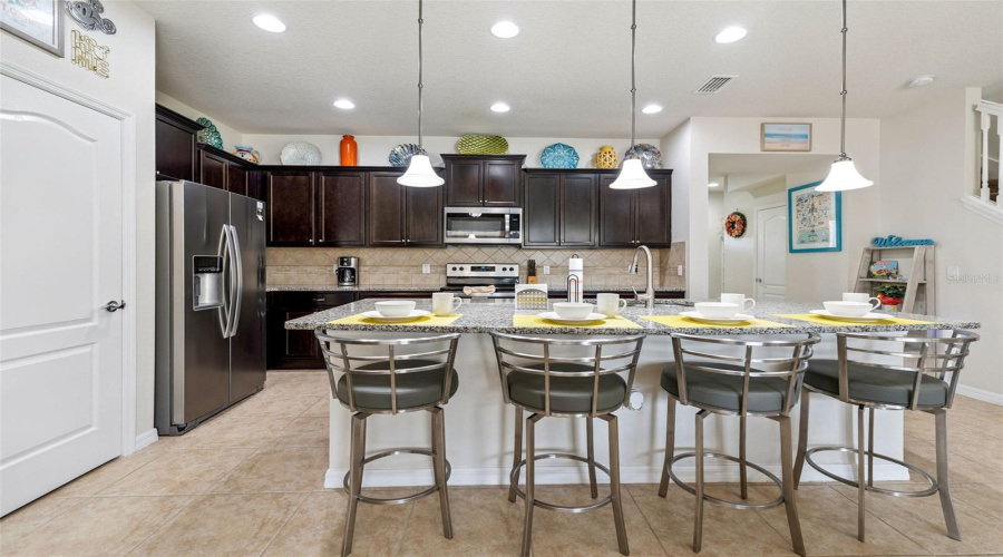KISSIMMEE, Florida 34747, 5 Bedrooms Bedrooms, ,4 BathroomsBathrooms,Residential,For Sale,MAJORCA,0,MFRS5149758
