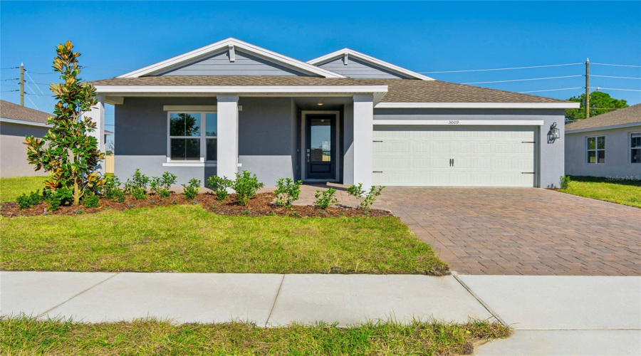 DAVENPORT, Florida 33837, 4 Bedrooms Bedrooms, ,2 BathroomsBathrooms,Residential,For Sale,HALTER,0,MFRO6367178