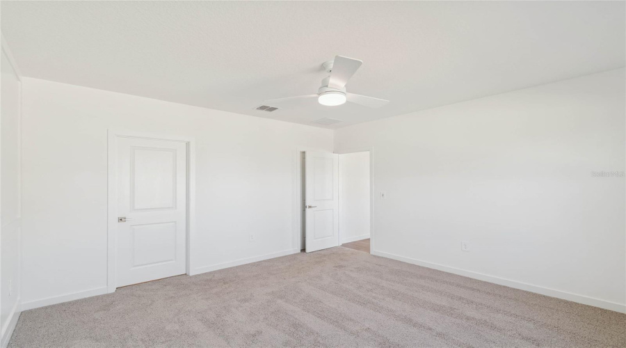 DAVENPORT, Florida 33837, 4 Bedrooms Bedrooms, ,2 BathroomsBathrooms,Residential,For Sale,HALTER,0,MFRO6367178